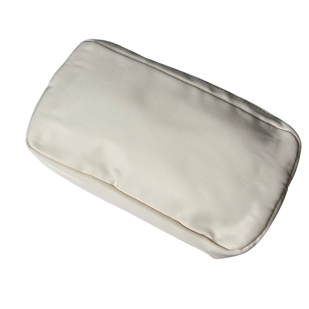 Medium Cream Pouch